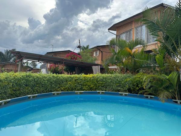 Chez Jeanne Auberge Antananarivo, Boek Mini-hotel Talata-maty 