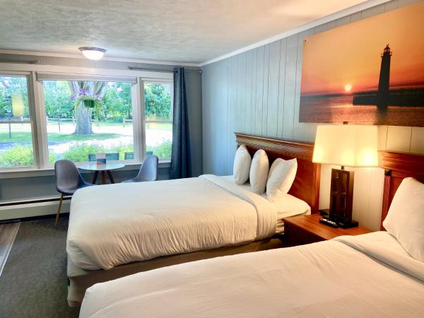 Elk Rapids Lakeshore Inn, Boek Hotel Elk Rapids 