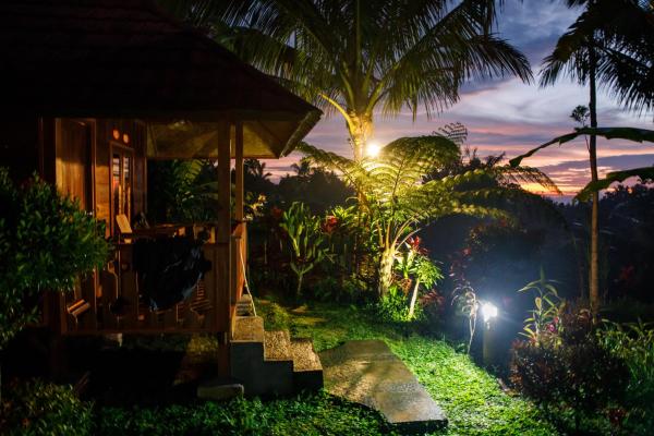Wina Wani Bungalows Tetebatu, Boek Logies bij particulieren Tetebatu Lombok