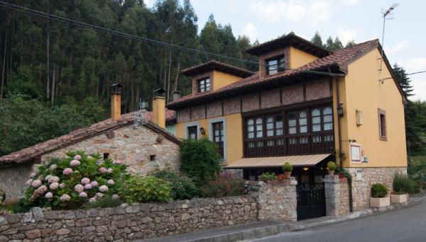 Hotel rural La Llastra, Boek Hotel Llanes 