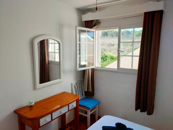CASTELLSOL ARENAL HOME BEACH, Boek Appartement Menorca Hotels met Parkeerplaats, Parkeren