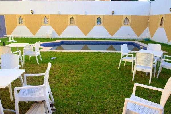Charming Villa in Monastir with Private Pool, Boek Villa Monastir Vakantiehuizen, Cottage