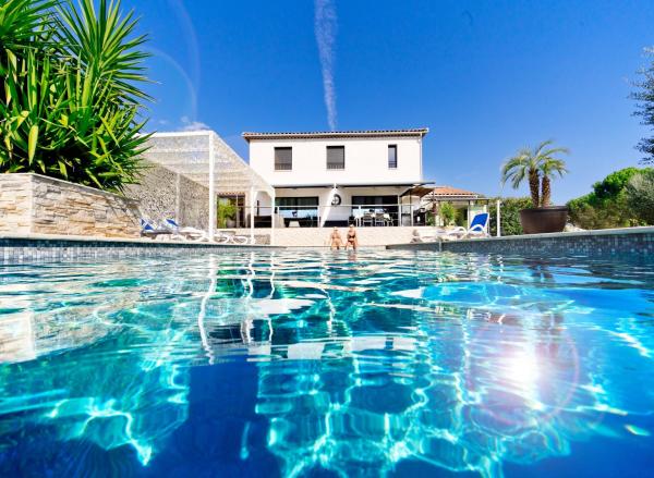 Villa Quietude, Boek Villa Hotels in Rhone-Alpen met parkeren, Parkeren