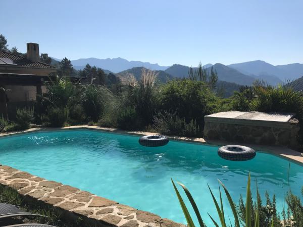 Love Room Villa Charlene, Boek Villa Massoins 