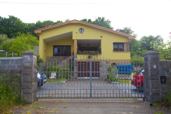 Villa Teresa - Casa familiar con jardín en Cangas de Onís, Boek Vakantiehuis Cangas de Onís 