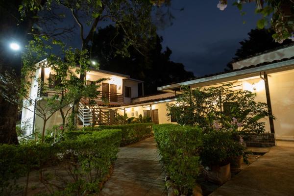 Hotel Jardin De Las Marias, Boek Hotel Suchitoto Cuscatlan Department
