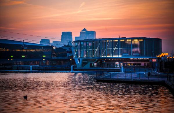 Austin David Apartments ExCeL, Boek Appartement Hotels in Groot-Londen met parkeren, Parkeren