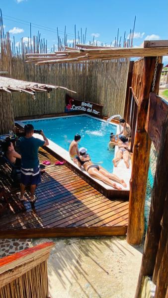 Hostal Castillo Del Mar, Boek Mini-hotel Hotels in Camarones met ontbijt, Ontbijt