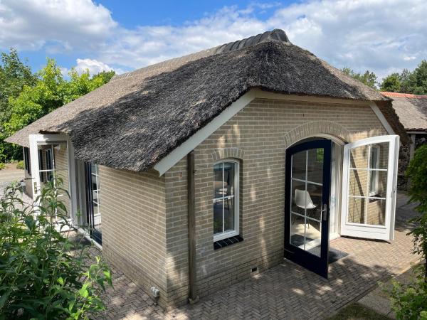 Villa Clementine with sauna in Ermelo, Boek Vakantiehuis Ermelo 