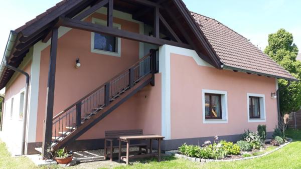 Ubytování u rybníka Svět, Boek Logies bij particulieren Goedkope Hotels in Trebonsko