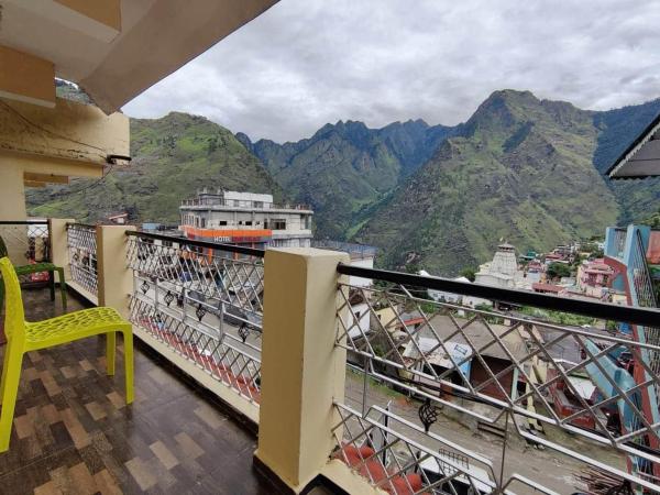 Odyssey Stays Joshimath - Near Narsingh Temple, Boek Logies bij particulieren Joshīmath Uttarakhand