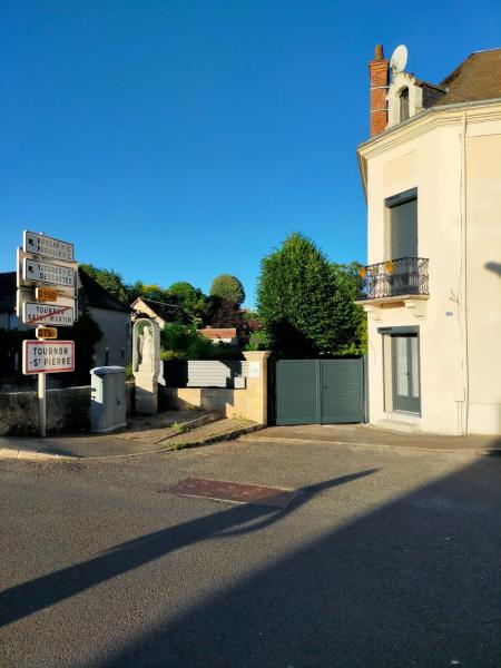 Le Héron bleu de la Brenne, Boek Bed and Breakfast Tournon-Saint-Martin 