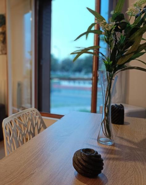 T2 - Paris & Disney - LES BORDS DE MARNE, Boek Appartement Meaux 
