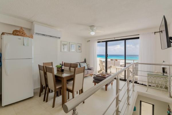 Cancun Hotel Zone -2 BR Beachfront, Bright and Spacious, Boek Appartement Hotels in Quintana Roo met zwembad, Zwembad