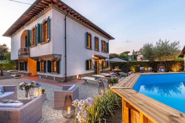 Villa Cesare 4 bedroom Villa with Pool, Boek Villa Hotels in Lucca met zwembad, Zwembad