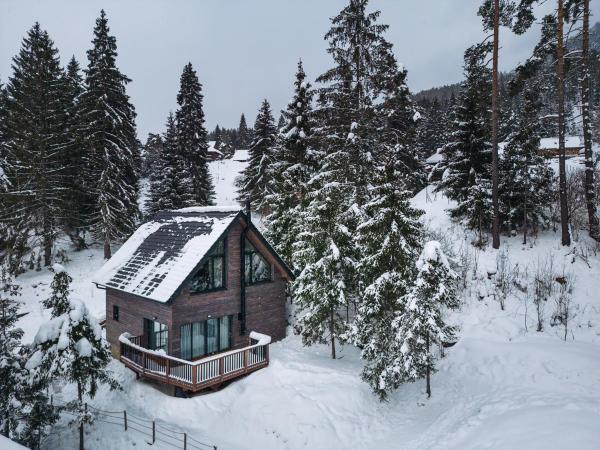 Chata pod žlabom, Boek Chalet Žilinský kraj Hotels met Parkeerplaats, Parkeren