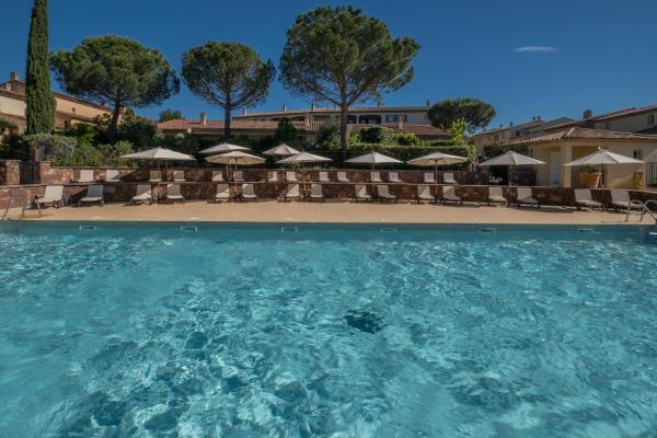 Les Appartements et Maisons des Domaines de Saint Endréol Golf & Spa Resort, Boek Resort Hotels in Rhone-Alpen met parkeren, Parkeren