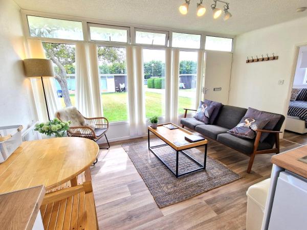 197 Broadside Holiday Chalet near Broads & Beaches, Boek Chalet Stalham The Broads