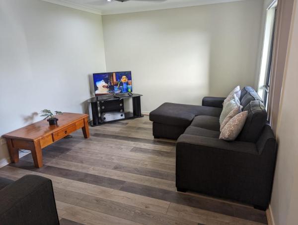 Christa's 4Bedroom Entire Private House Gladstone City, Boek Vakantiehuis Gladstone Southern Great Barrier Reef