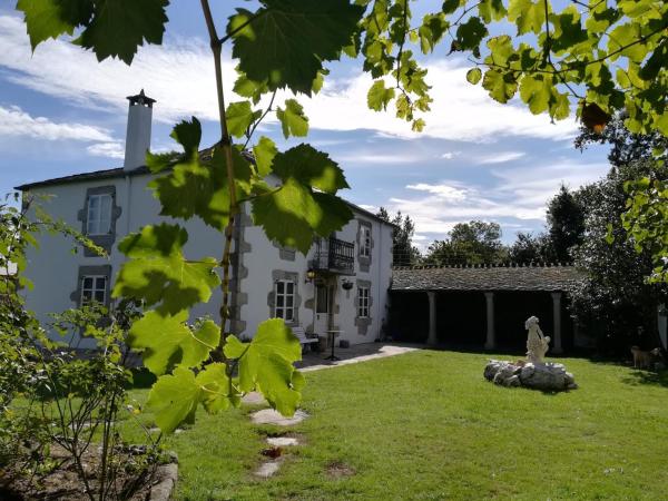 Casa Oute, Boek Landhuis Sobrada Galicië