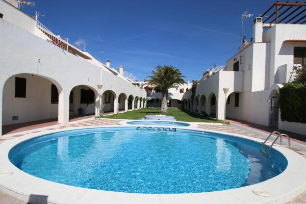 Casas Blancas 5, Boek Appartement Mont-roig del Camp 