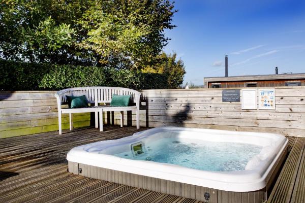 The Sleights, Strawberryfield Park - Hot Tub - Free WiFi & Parking - Pets Allowed 2, Boek Vakantiehuis Cheddar 