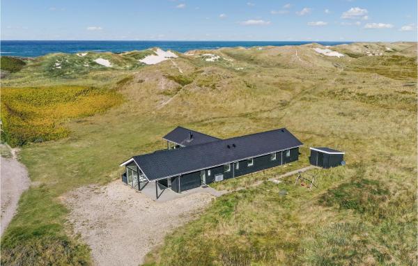 Four-Bedroom Holiday Home In Ringkobing, Boek Vakantiehuis Ringkøbing 