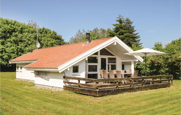 Amazing Home In Humble With Sauna, Boek Vakantiehuis Humble Langeland