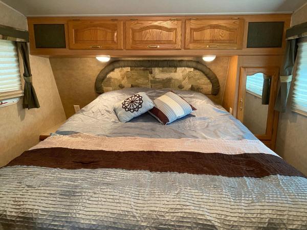 Comfortable RV in a farm, Boek Camping Nanoose Bay 