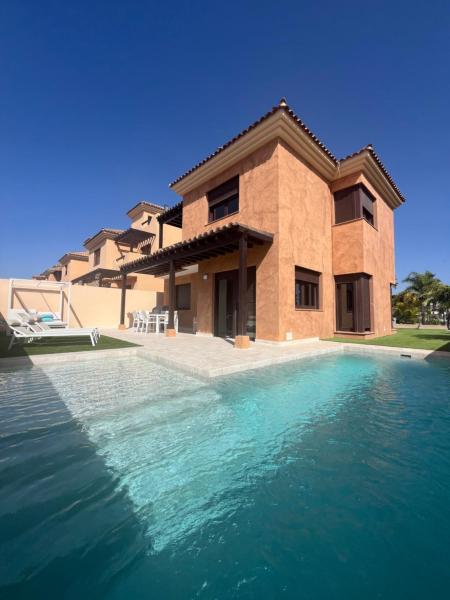 Villa Saona Golf - Private pool - Total tranquility Tenerife, Boek  Tenerife Hotels met een Zwembad, Zwembad
