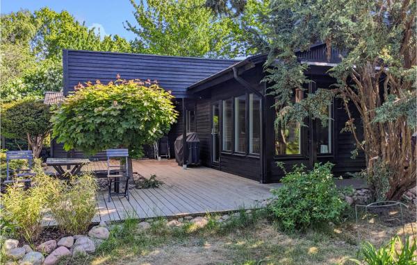 Gorgeous Home In Hasslö With Kitchen, Boek Vakantiehuis Hasslö Blekinge