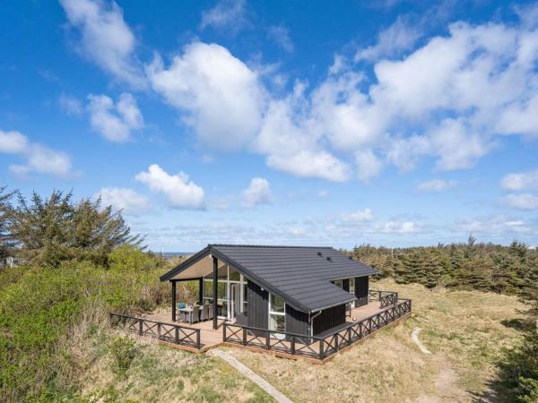 Holiday Home Tayara - 300m from the sea by Interhome, Boek Vakantiehuis Løkken 