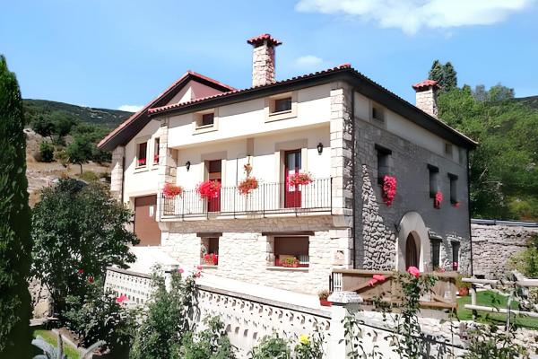 Spacious House in Merindad de Valdivielso, Boek Vakantiehuis Merindad de Valdivielso 