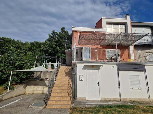 APARTMANI IGERČIĆ, Boek  Kvarner Hotels met Parkeerplaats, Parkeren