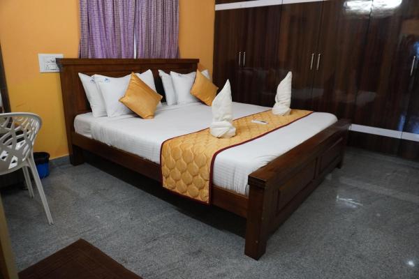 TIRUMALA PREMIUM HOME STAY, Boek Hotel Hotels in Andhra Pradesh met parkeren, Parkeren