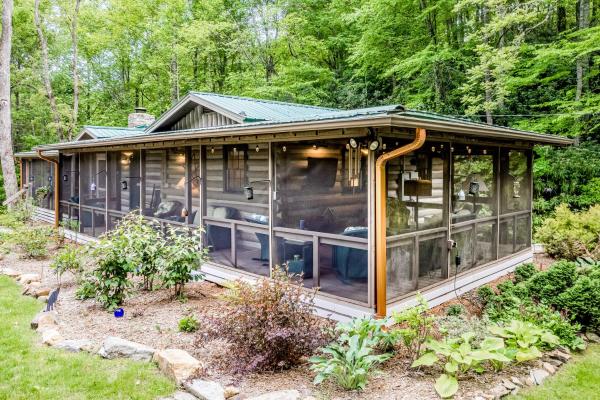 Wake Robin, Boek  Franklin North Carolina