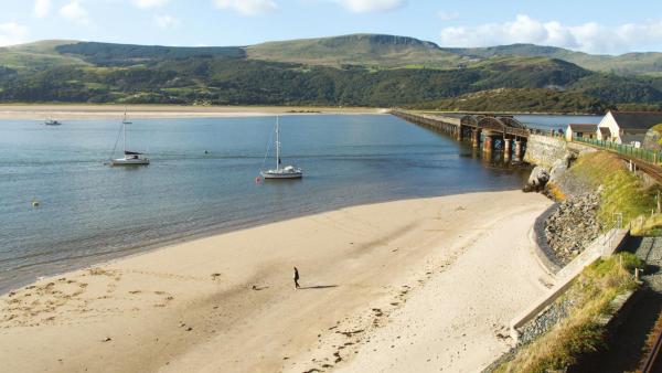 92 Barmouth Bay Holiday Park, Boek Vakantiedorp Hotels in Gwynedd met zwembad, Zwembad