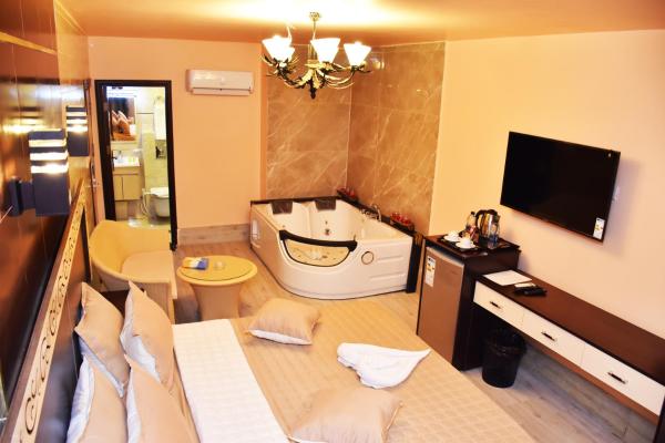 Al-Naher Al-Khaled Hotel, Boek  Akaba hotels met ontbijt, Ontbijt
