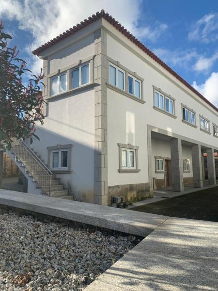 Casa da Moagem, Boek  Vinhais Trás-os-Montes e Alto Douro