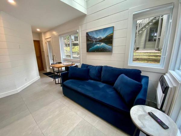 Modern Cottage in the Tremblant Ski Village, Boek  Mont-Tremblant Village 