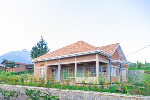 Future4Kids Kinigi Guest House By Isange paradise resort, Boek  Kinigi Rwanda