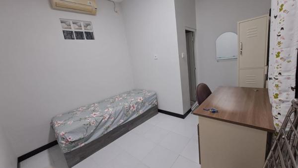 Durian 39, Boek  Cilandak Jakarta