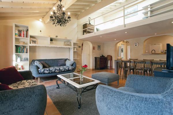 Arles Liberté, Boek Appartement Arles Camargue
