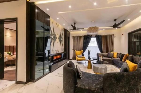 Ahsan Villa\s, Boek  Lahore Pakistan
