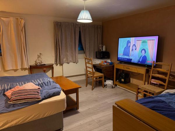 BFamily-Jacks Court, Boek  Stalybridge Greater Manchester
