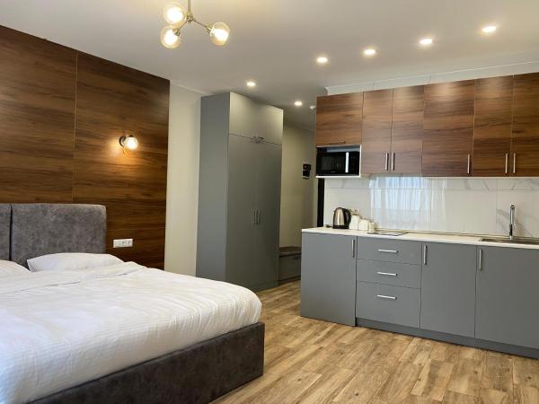 BI Residence, Boek  Ajara Hotels met een Zwembad, Zwembad