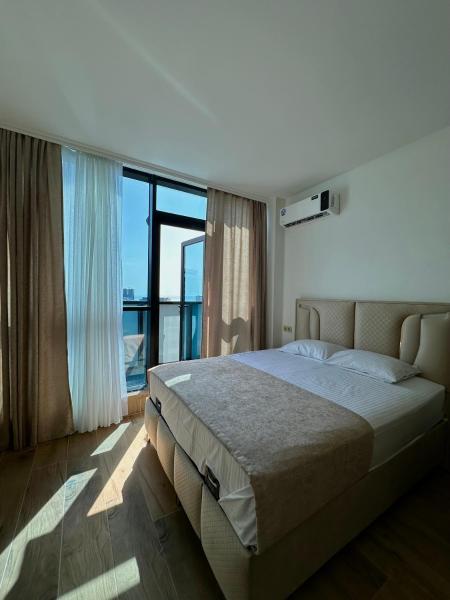Dar Tower Panorama Apartments Batumi, Boek Appartement Ajara Hotels met een Zwembad, Zwembad