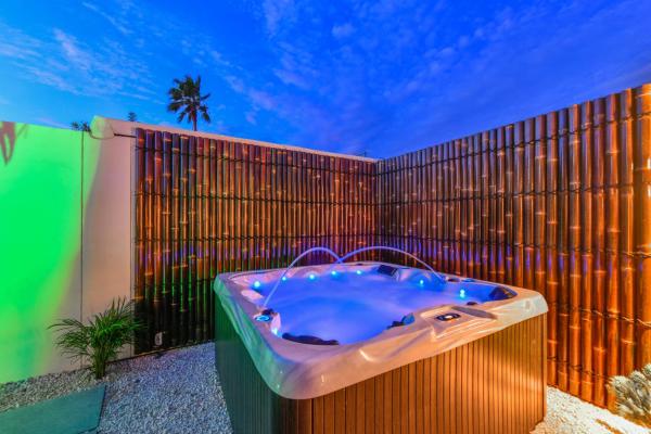Swiss Paradise Aruba Luxury Collection, Boek  Hotels in Palm-Eagle Beach met zwembad, Zwembad