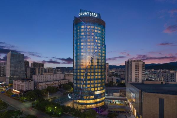 Courtyard by Marriott Anji-Beside Zhebei Mall and Jiuzhou Mall,Live in downtown, Boek  Anji hotels met ontbijt, Ontbijt