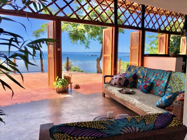 Makako Lodge, Boek  Nosy Komba Madagaskar